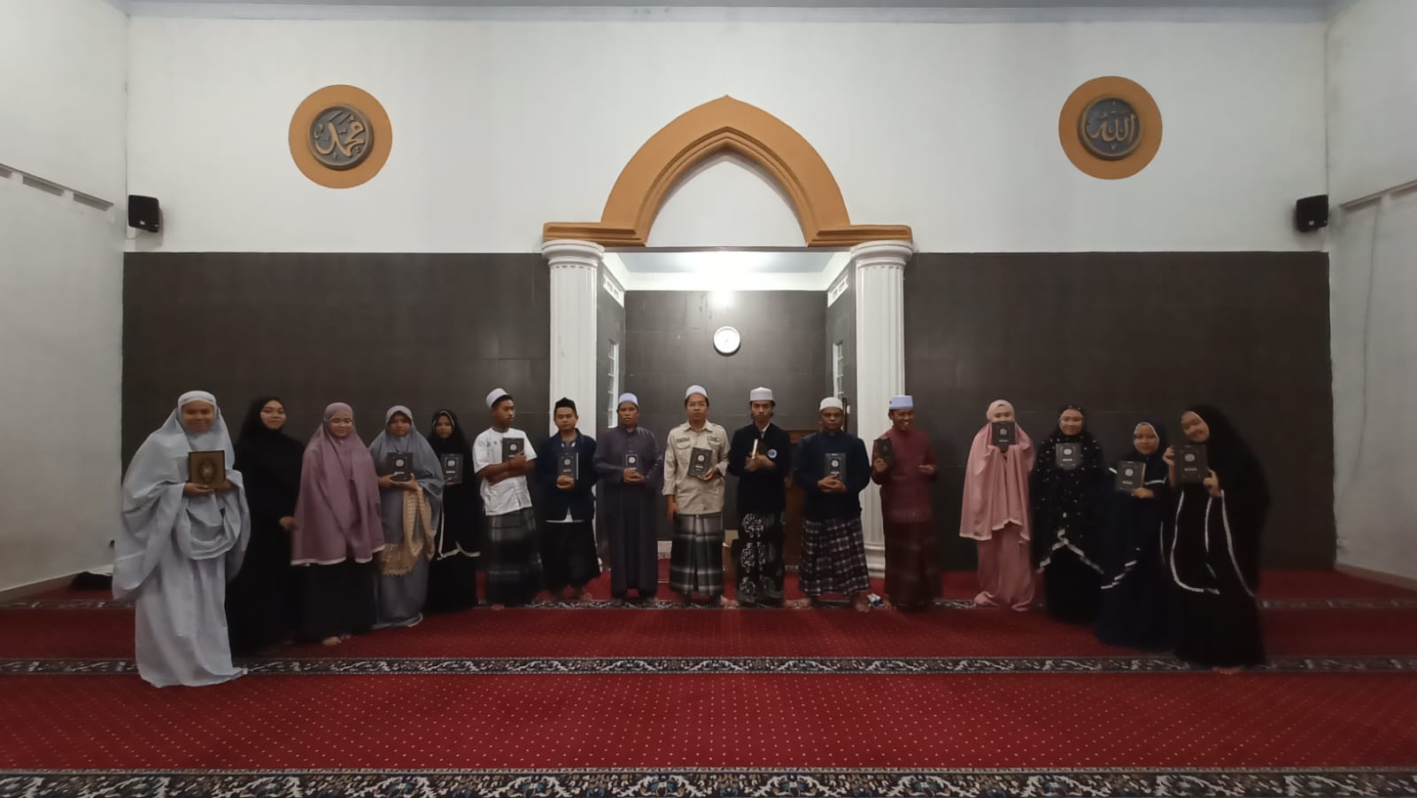Ecoinfaq Menyalurkan wakaf Al Quran